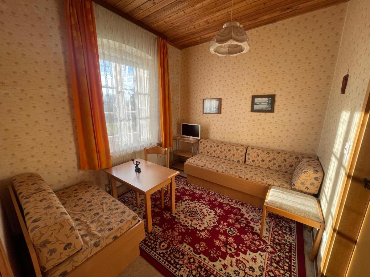 Gaestehaus Gut Frauendorf Windorf  Экстерьер фото