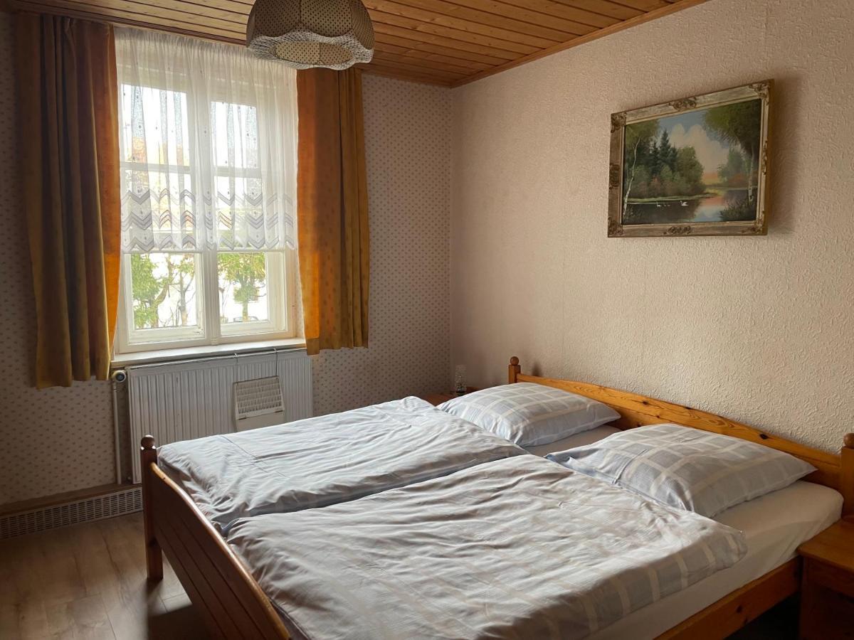 Gaestehaus Gut Frauendorf Windorf  Экстерьер фото