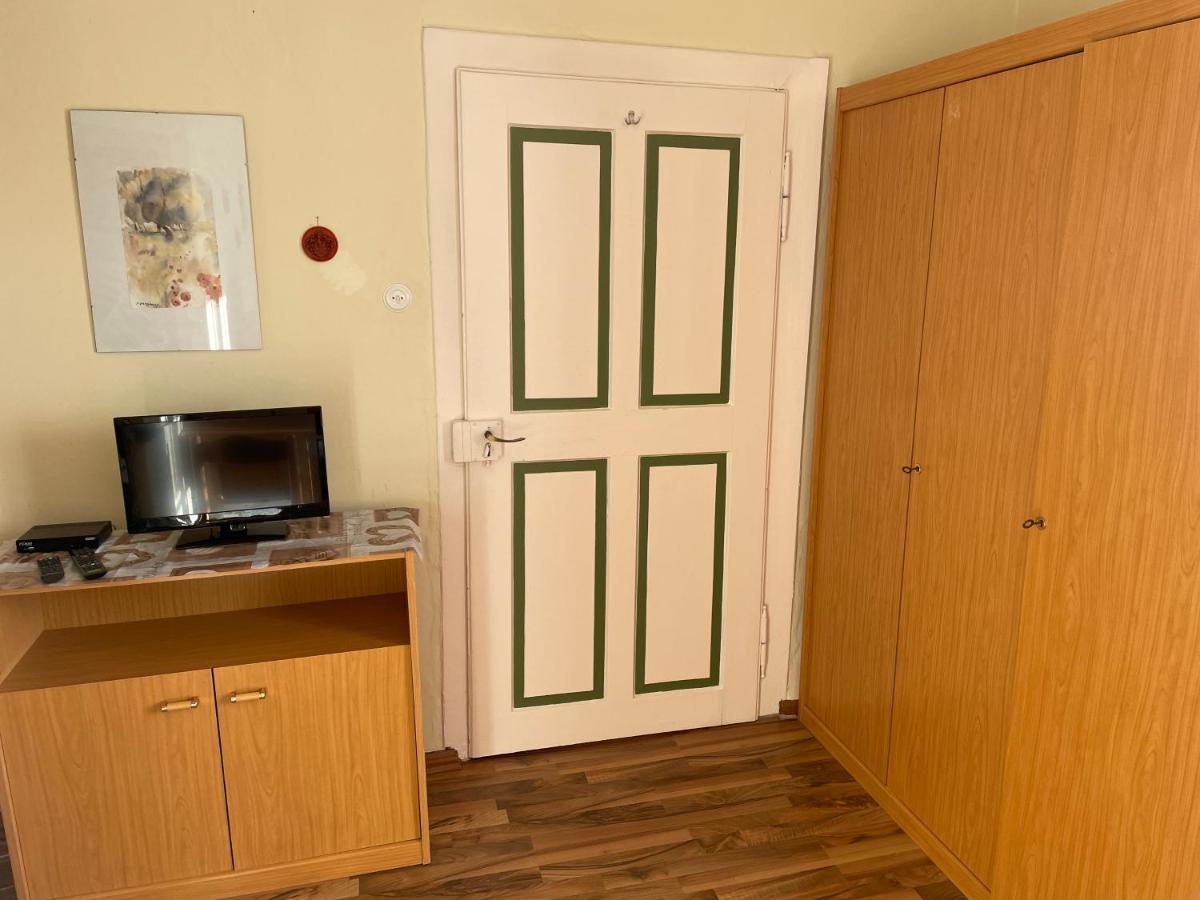 Gaestehaus Gut Frauendorf Windorf  Экстерьер фото
