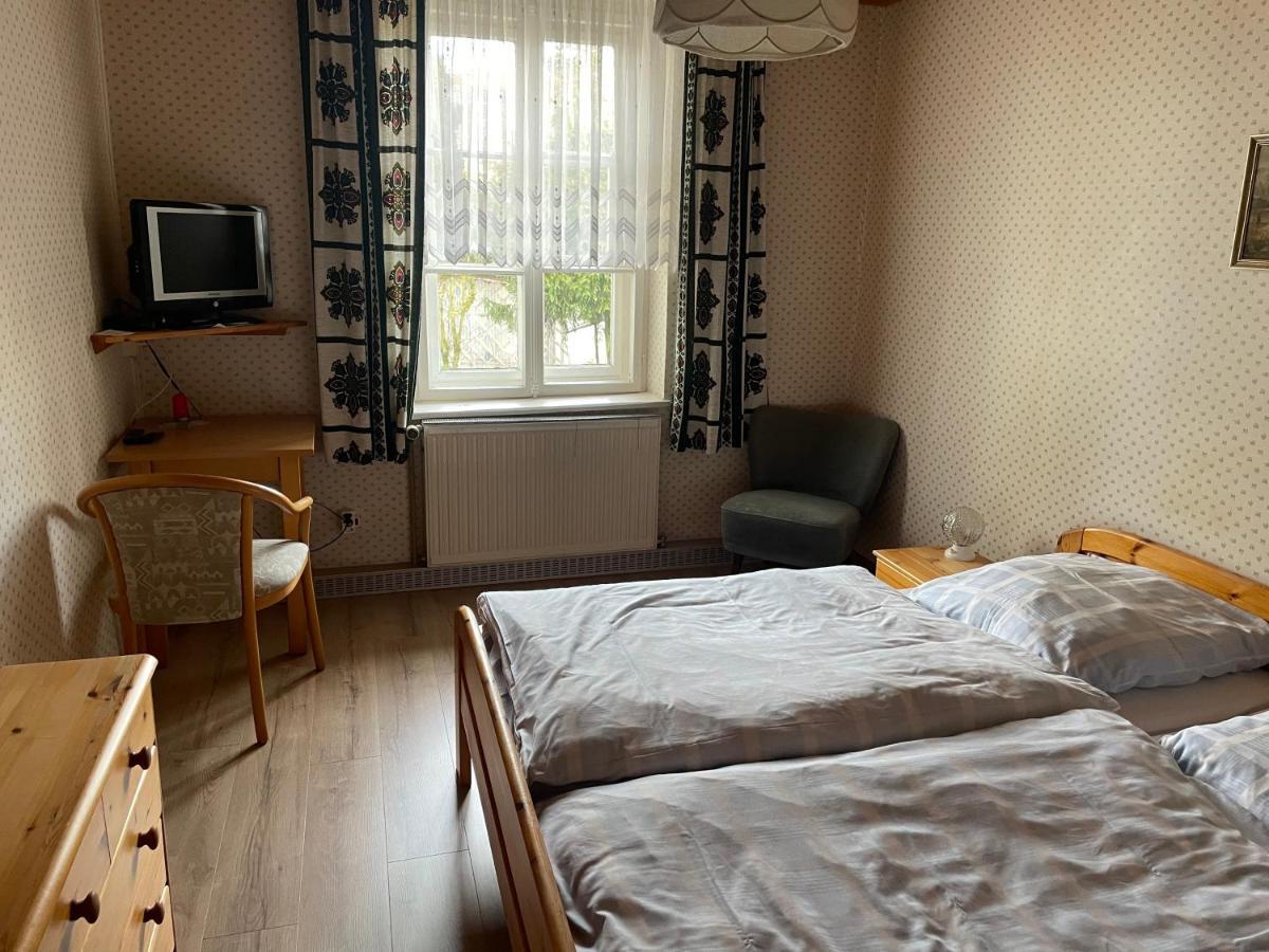 Gaestehaus Gut Frauendorf Windorf  Экстерьер фото