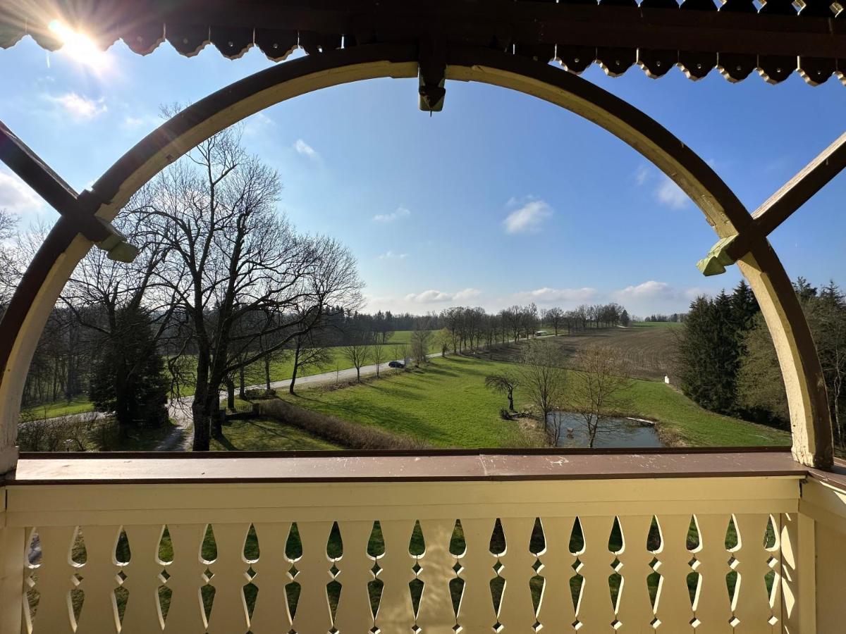 Gaestehaus Gut Frauendorf Windorf  Экстерьер фото
