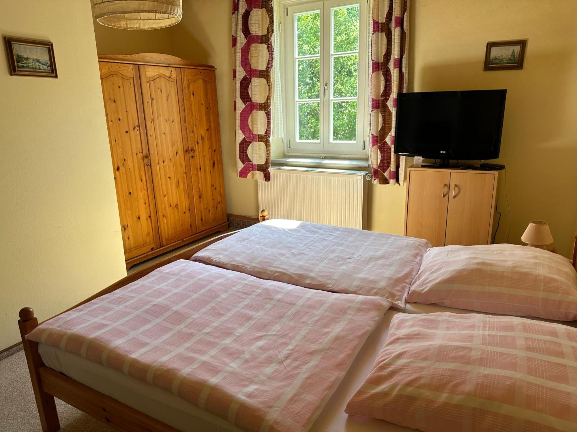 Gaestehaus Gut Frauendorf Windorf  Экстерьер фото
